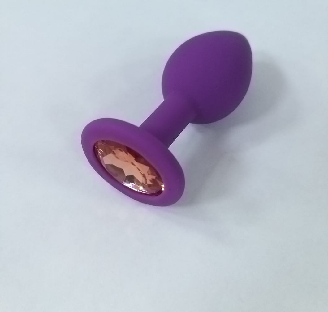 Анальная пробка фиолетовая, цвет кристалла оранжевый, силикон D28