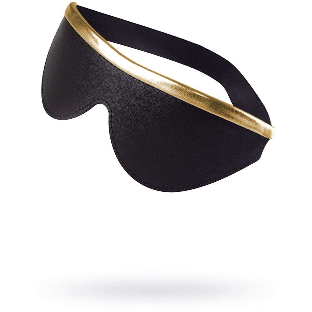 Маска с золотой отделкой