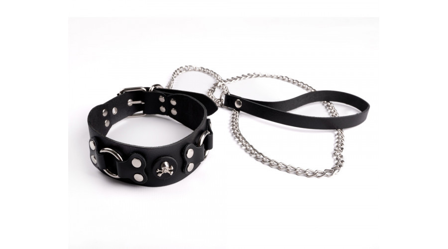 Ошейник черный с черепами
