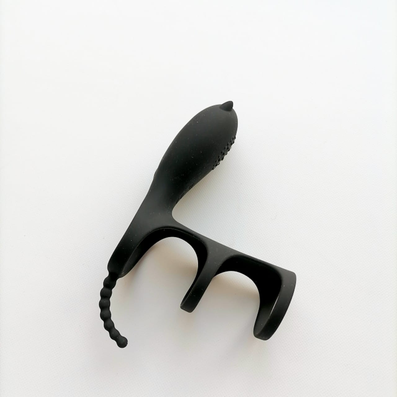 Насадка 3 кольца с клиторальной стимуляцией черная